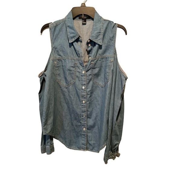 Forever 21 Button-Up Shirt Women's Size L Blue Denim Cold Shoulder Long Sleeve - Picture 1 of 4